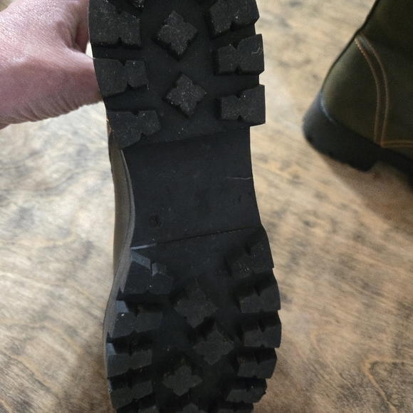 Stylish Black and Orange Lace-Up Boots Worn Once - Picture 4 of 6